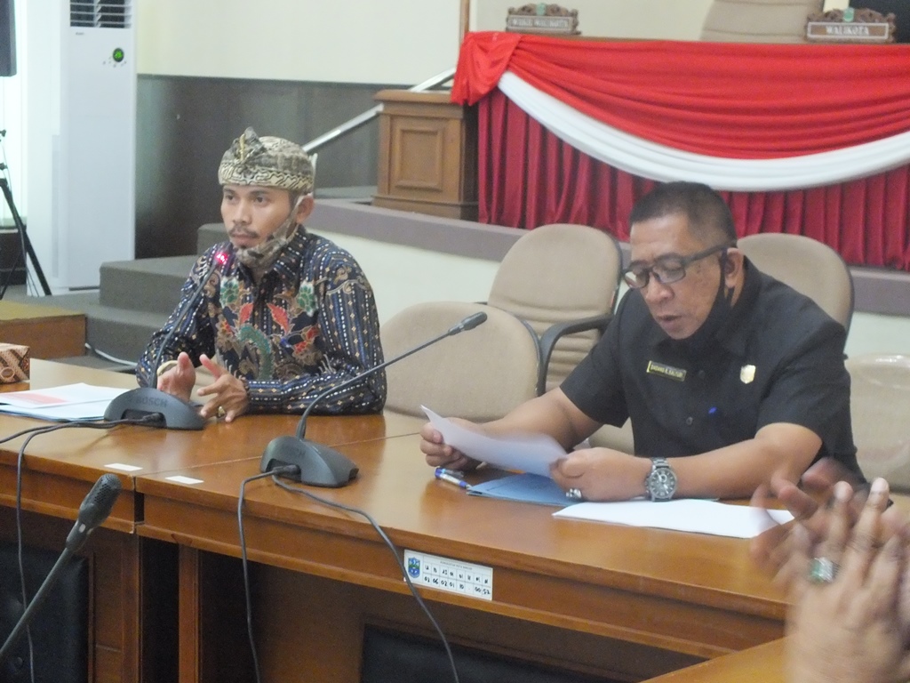 expose anggaran pemilukada 2022 KPU Kota banjar bersama Anggota DPRD Kota Banjar,01092020